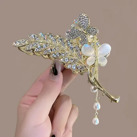 THE GLAM NIYATI Fashion Shiny Crystal Leaves Barrettes for Women Summer Metal Butterfly Shark Hairpin Female Cute Large Claw Hair Clip