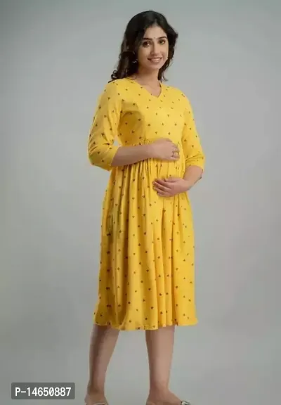 Stylish Rayon Yellow Printed Knee Length V Neck 3/4 Sleeve Anarakali Design Maternity And Feeding Kurta For Women