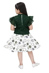 Girls' Green Top and Skirt Set for Towpart Aged 2 to 7 Years-thumb2