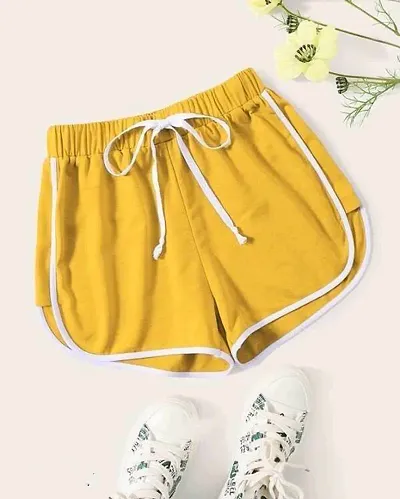 Beautiful Cotton Solid Lounge Shorts For Women