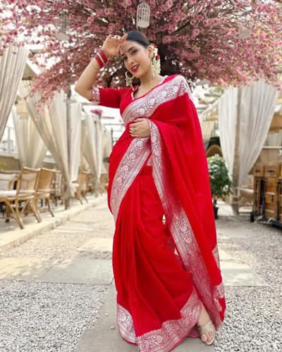 Trending Cotton Silk Saree with Blouse piece 