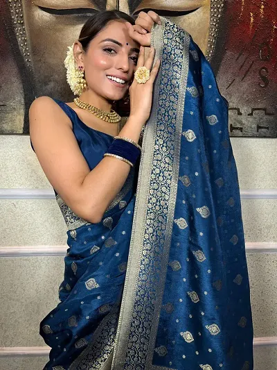 Beautiful Silk Blend Jacquard Saree with Blouse piece