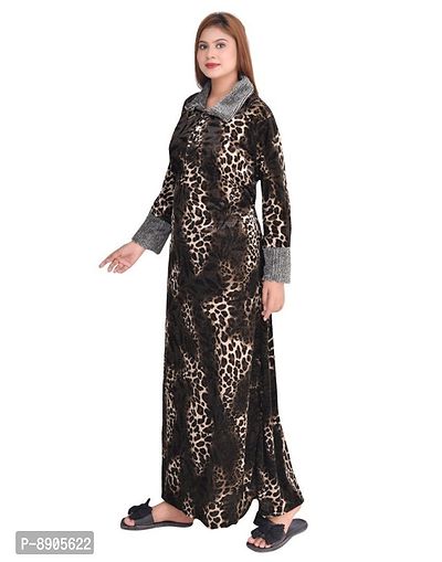 Winter velvet nighty with  zip collared and robe at back-thumb5