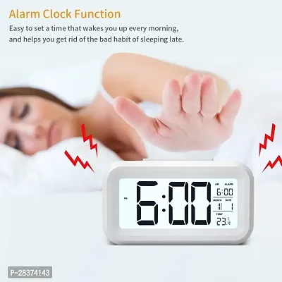 Digital Alarm Clock With Date and Temperature-thumb4