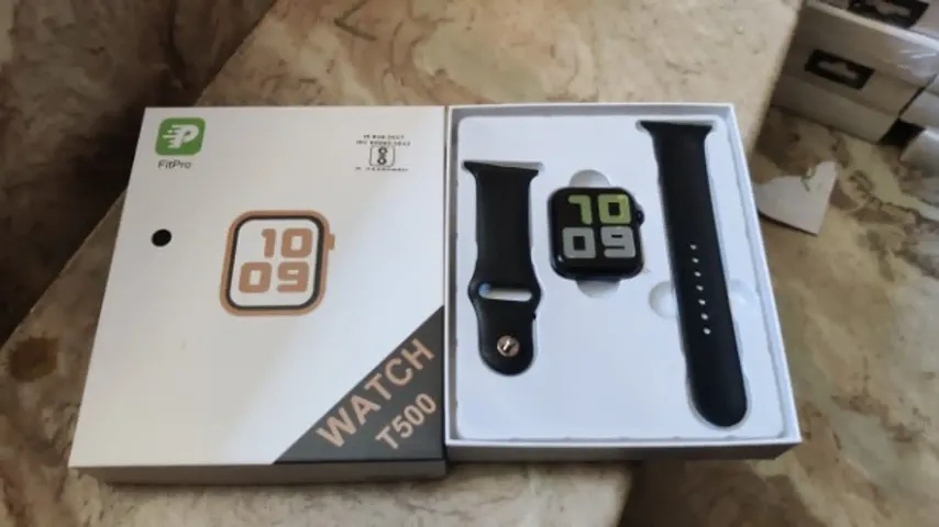 Smart Watch with All Health Tracking Applications