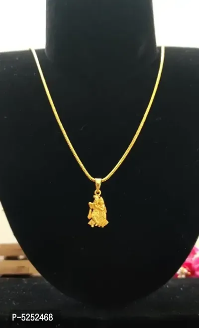 Chunky Fashionable Artificial Gold Plated Chain  Pendant