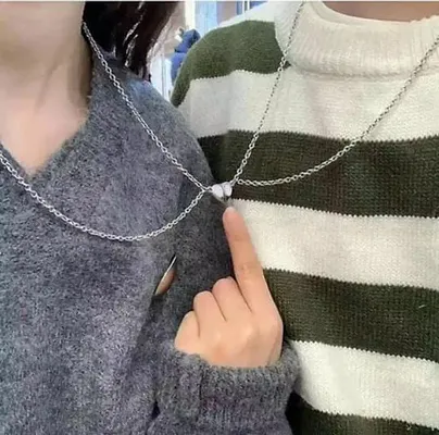 Magnetic Heart Couple Pendant