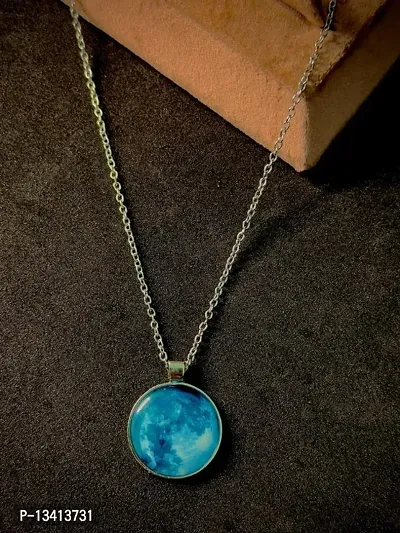 Premium Sky Pendent With Silver Necklace Chain