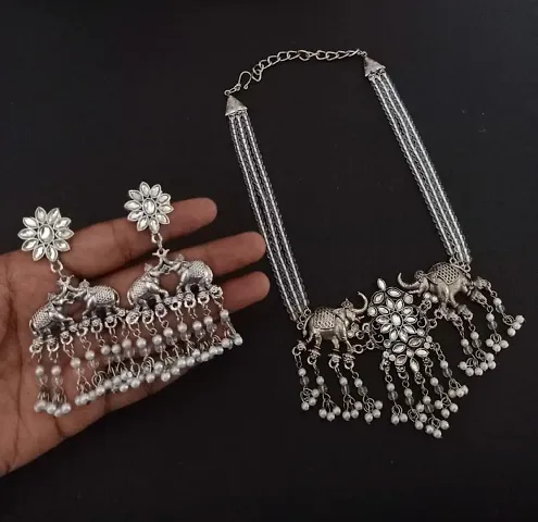 Must Have Jewellery Set 