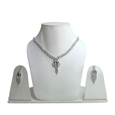 Must Have Jewellery Set 