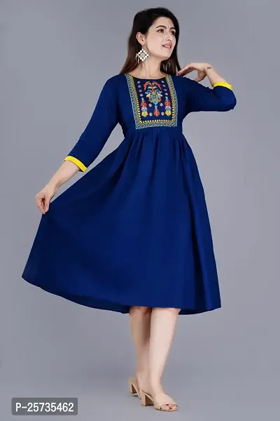 Abhay Embroided Kurti-thumb3