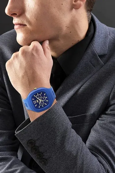 Stylish Analog Men's Watch