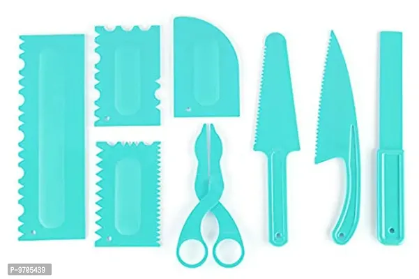 Sturdy MultiFunction Heavy Plastic 16 Pieces Tool Set for Cake Icing Decoration with 8 pieces Measuring Cups and Spoons Set And Small Silicone Spatula And Brush-thumb4