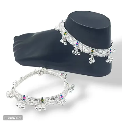 Shimmering Silver Alloy Emerald Anklet For Women