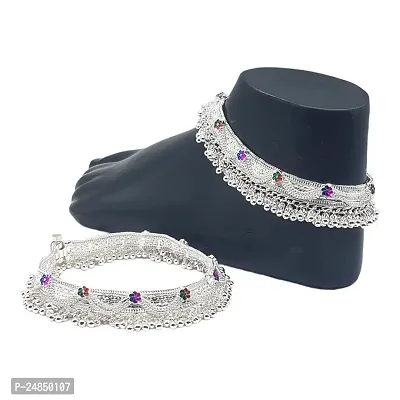 Shimmering Silver Alloy Emerald Anklet For Women