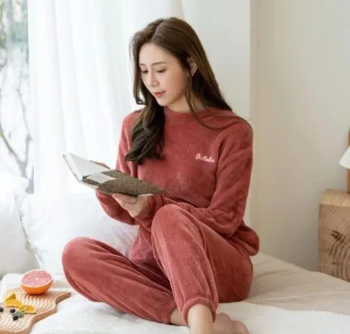 Trendy Wool Solid Long Sleeves Round Neck Nightwear Top With Pajama Set For Women