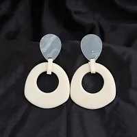Elegant Plastic Earrings for Women-thumb3