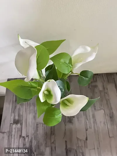 ROYAL SAPPHIRE Artificial Flowers Fake Lily's Bunch 5pcs Flowers with Leaves Real Touch with vase Pot for Home Office Corner Restaurant Centerpieces Decoration-(White)