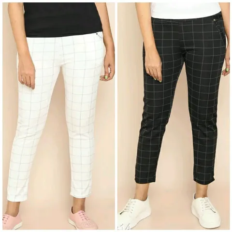 Fashionable Spandex Checked Jeggings For Women