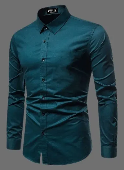 Men Regular Fit Solid Spread Collar Casual Shirt