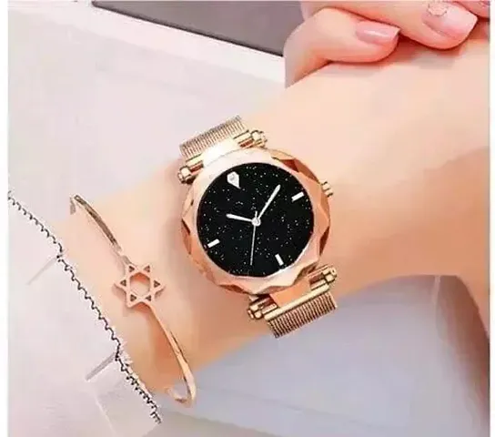 Stylish Golden Metal Analog Watches For Women