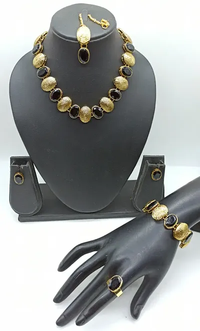 Party Wear Alloy Colorful Necklace Set