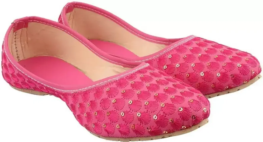 Must Have ethnic footwear For Women 