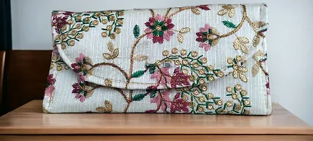 Embellished Purse for GiftingPotli Purse for Party,clutch bags for women coin pouch, party Pouches for Girls White