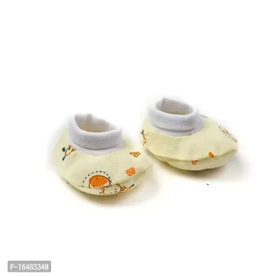 Totkart New Born Baby Caps, Mittens, Socks/Baby Cap Set 0 to 9 Months, Lemon Orange-thumb3