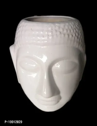 Beatiful Ceramic Showpiece For Indoor