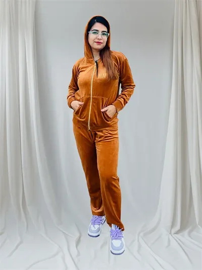 New In Velvet Night Suits Women's Nightwear 