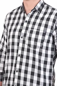 Classic Black Cotton Blend Regular Fit Checked Casual Shirt For Men-thumb1