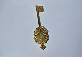 Haridwar Divine Metal Kuber Kunji Key (Standard, Gold) 10cm-thumb1