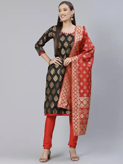 Fashionable Printed Jacquard Weave Banarasi Silk Suits