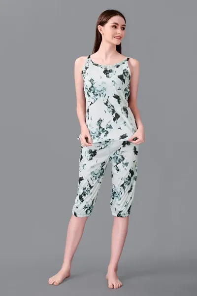 Casual Sleeveless Solid Women Body Relaxed Digital Printed Top Capri Sets
