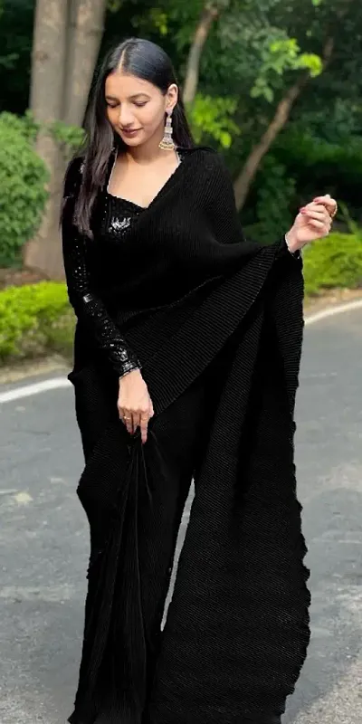 Must Have Faux Georgette Saree with Blouse piece