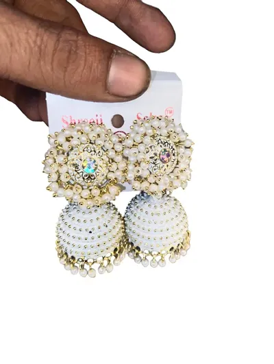 Elegent Alloy Jhumkas For Women