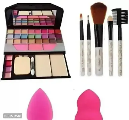 Attractive Long Lasting Makeup Kit