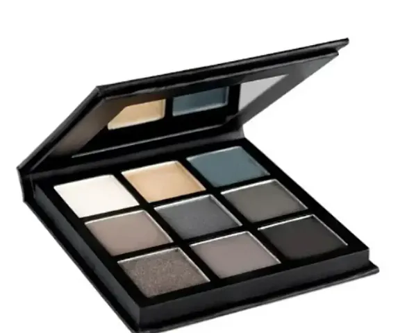 Stylish Eye Shadow Set