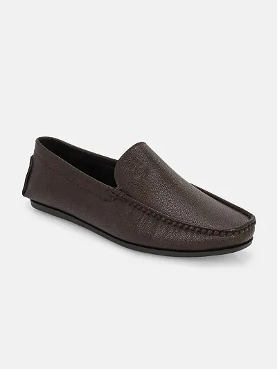 Fashionable Loafers For Men 