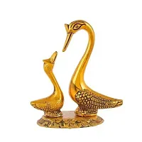 Metal Kissing Duck Showpiece for Home and Office Decor-thumb1