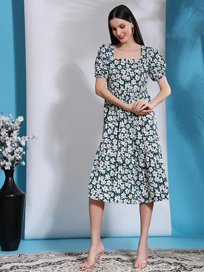 Pretty Floral Printed Maxi Dress for Women