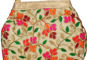 SUNVIKA HOUSE Beautiful Golden Handbag For Women-thumb3
