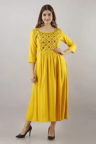 Elegant Self Design Silk Blend Kurta For Women