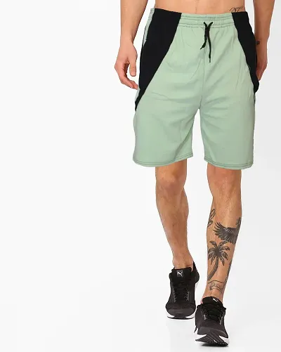 Fabulous Polycotton Solid Regular Shorts For Men