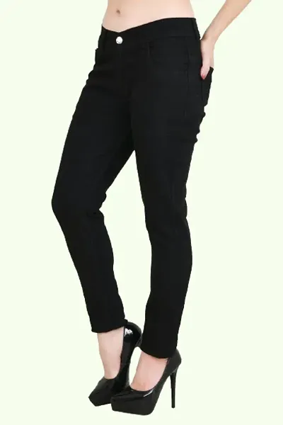 Classic Blend Solid Jeans for Women