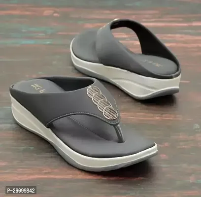 Elegant Grey Rubber Solid Fashion Flats For Women