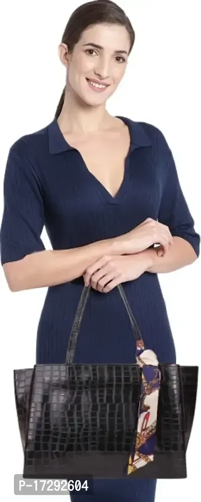 Stylish Blue PU Solid Handbag For Women