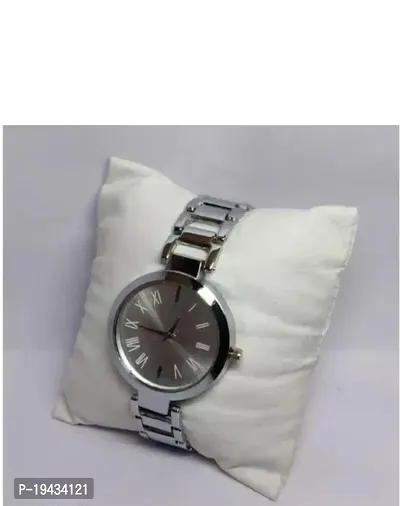 Stylish Metal Analog Watches For Women-thumb0