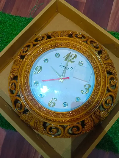 Trendy Clocks 